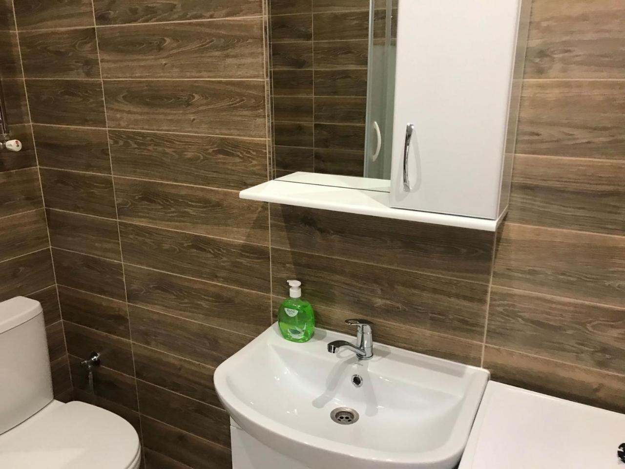 Modern Apartment Lviv Luaran gambar