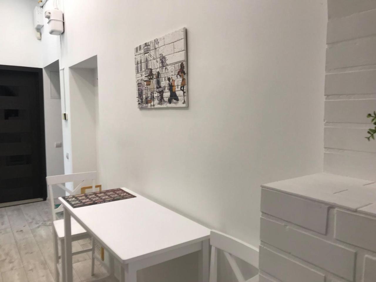 Modern Apartment Lviv Luaran gambar