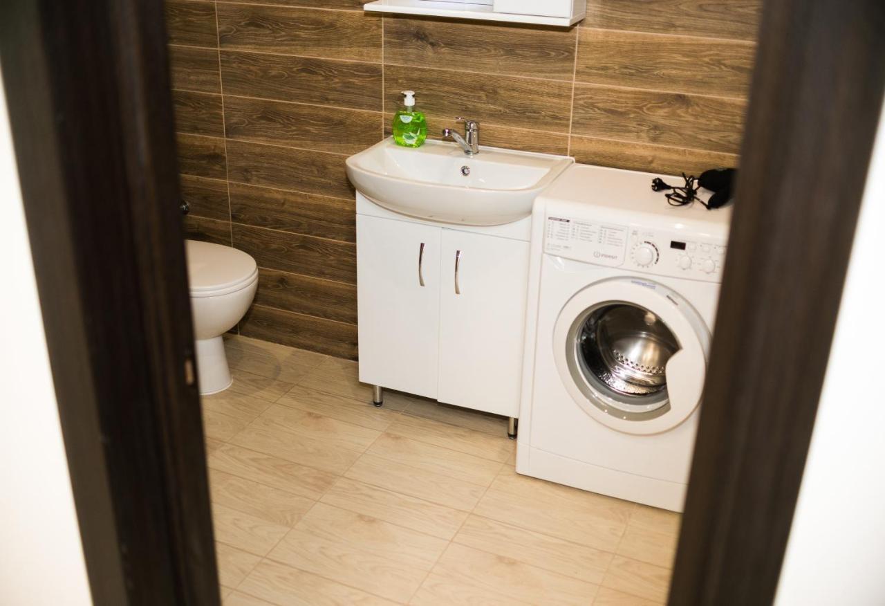 Modern Apartment Lviv Luaran gambar