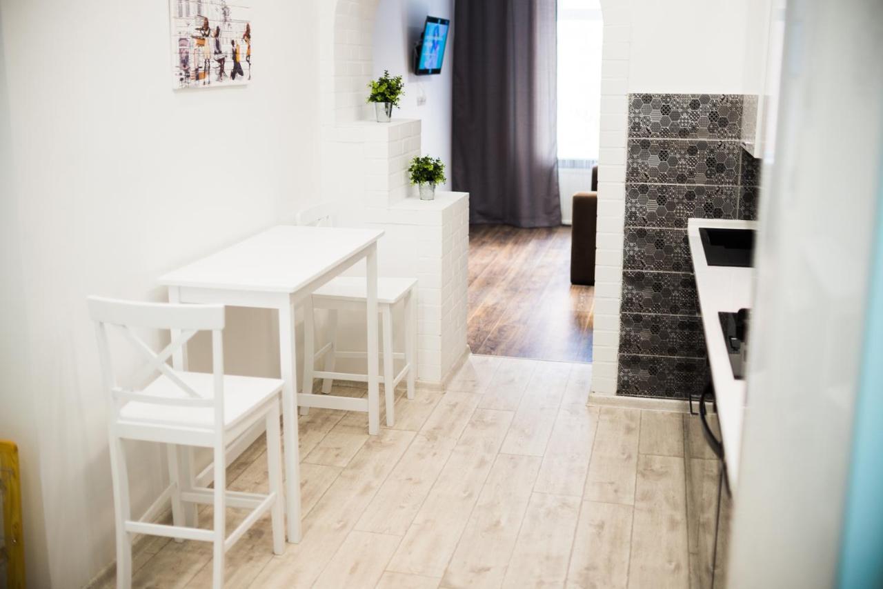 Modern Apartment Lviv Luaran gambar