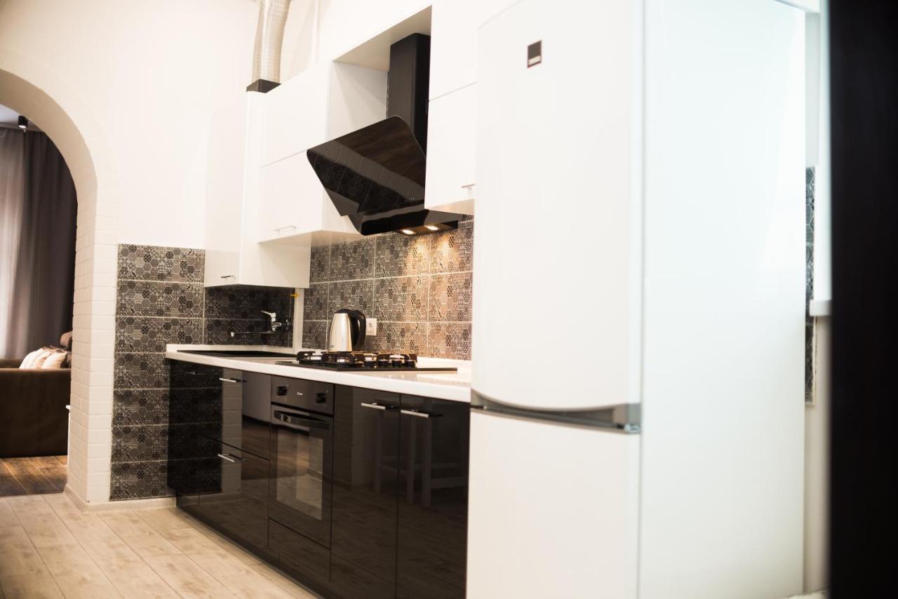 Modern Apartment Lviv Luaran gambar