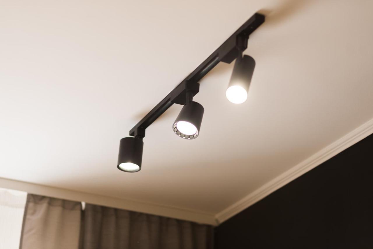 Modern Apartment Lviv Luaran gambar
